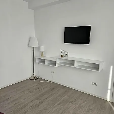 10housemamaia Aparthotel 3*